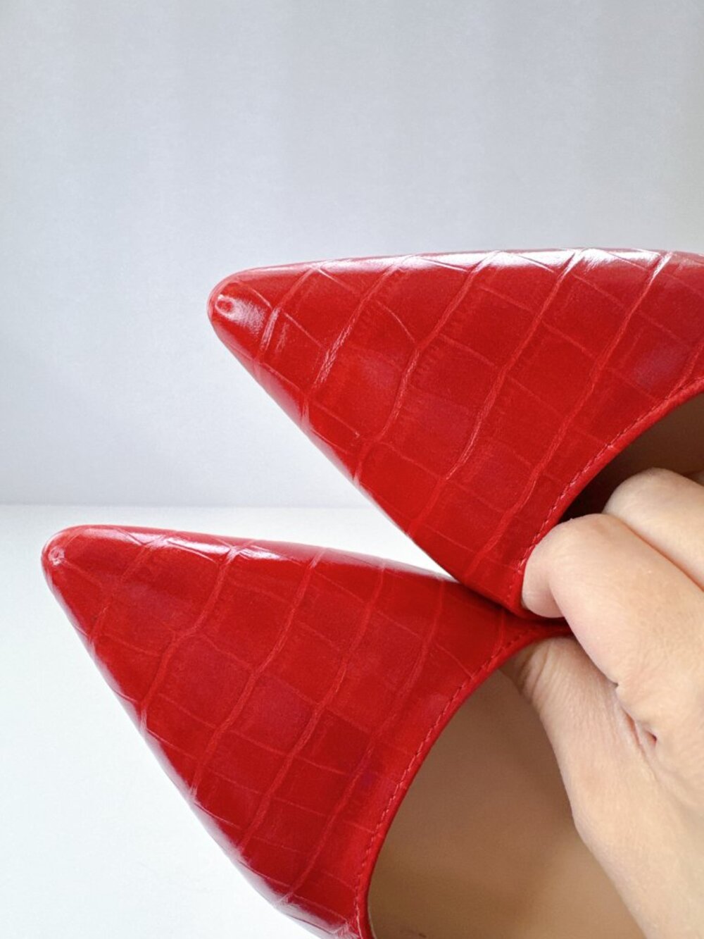Size 8.5 Red Croc Embossed Slingback Heels Pointed Toe Elegant Pumps YDN - Picture 9 of 13